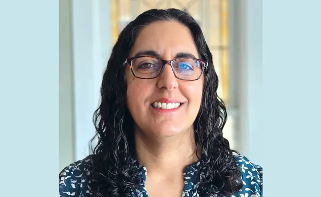 Jennifer Arwade ’00 Is Hooked on Community Organizing in Chicagoland Jennifer Arwade ’00 Is Hooked on Community Organizing in Chicagoland