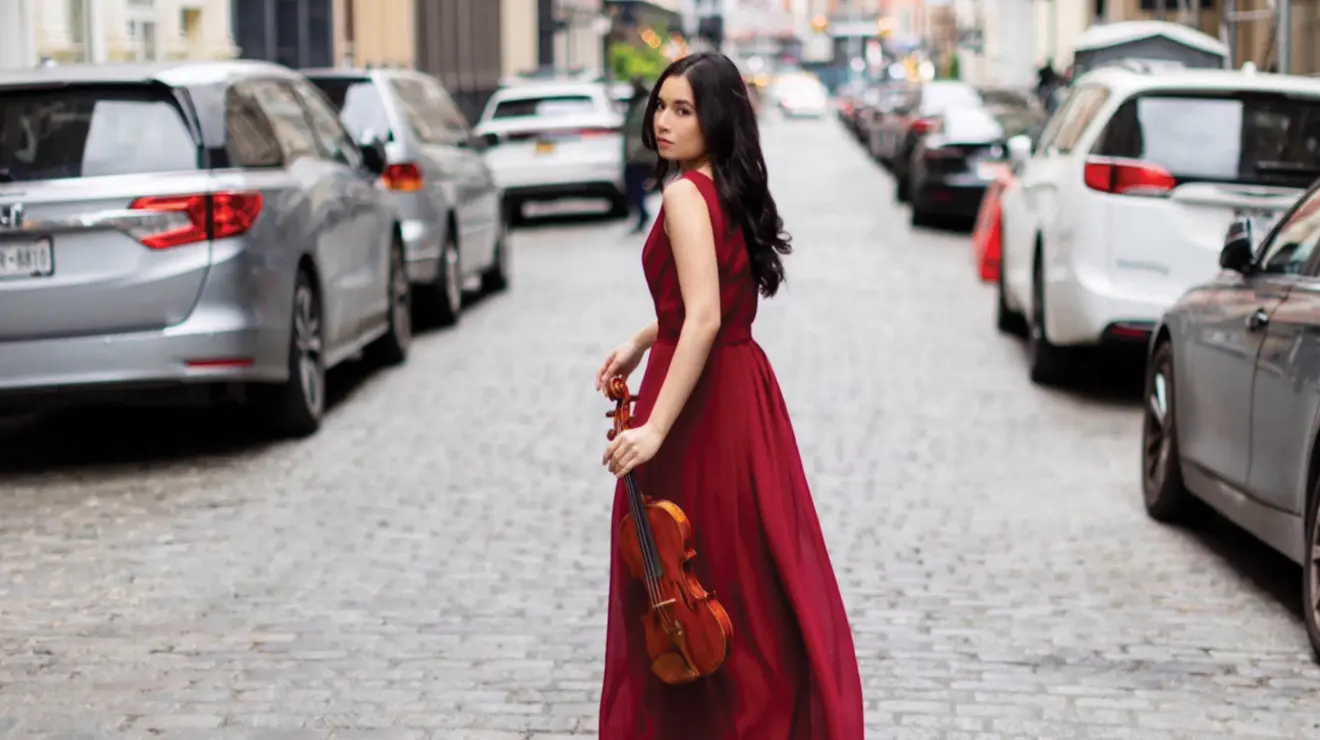 Hana Miyamoto Mundiya ’20 Picked Up the Violin at 3, and Has Kept Playing Hana Miyamoto Mundiya ’20 Picked Up the Violin at 3, and Has Kept Playing